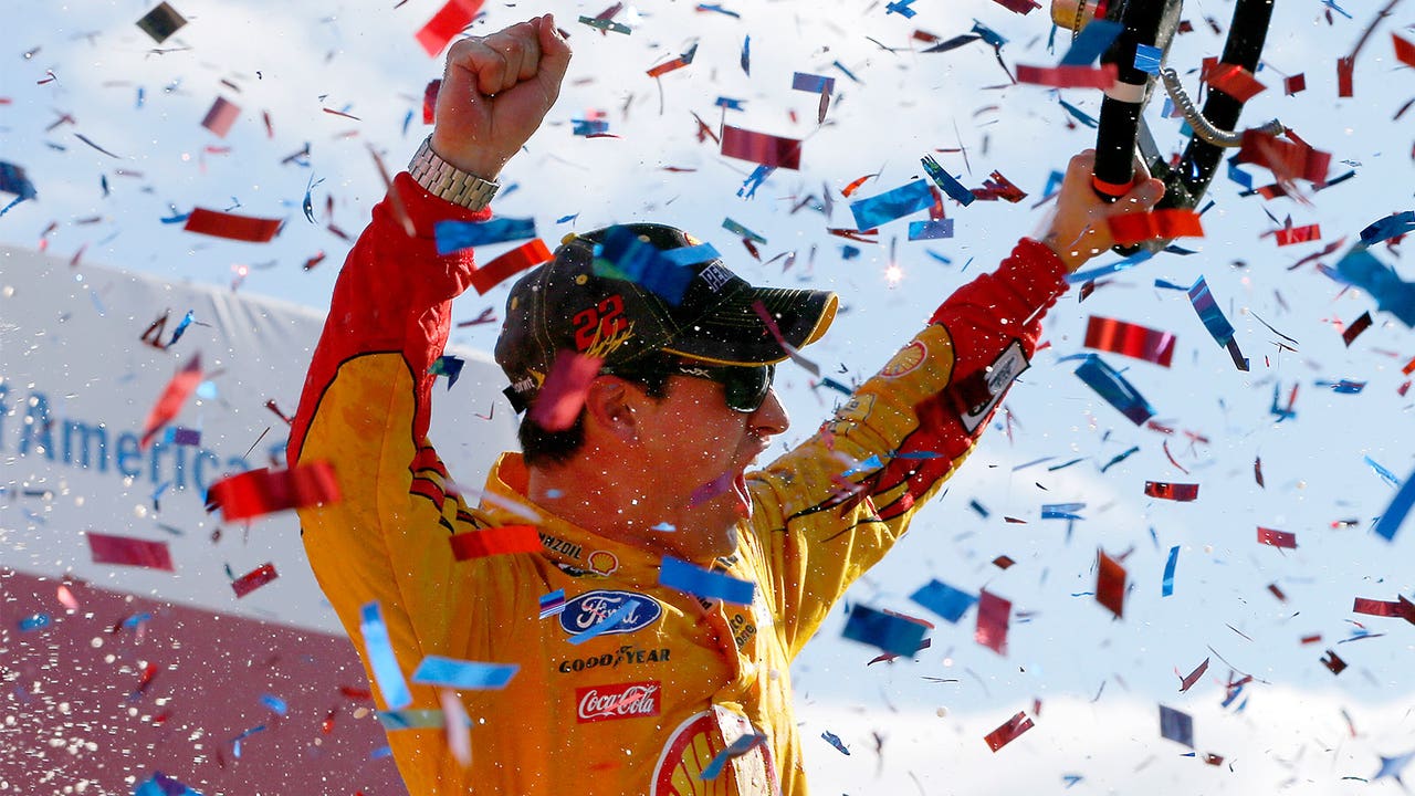 Drivers, crew chiefs react favorably to 2016 rules package